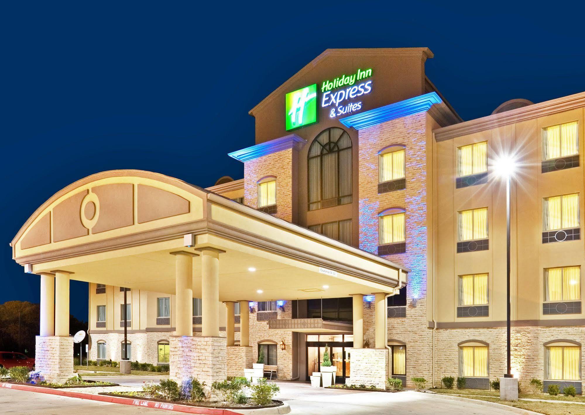 Holiday Inn Express & Suites Dallas East - Fair Park By Ihg Exterior photo